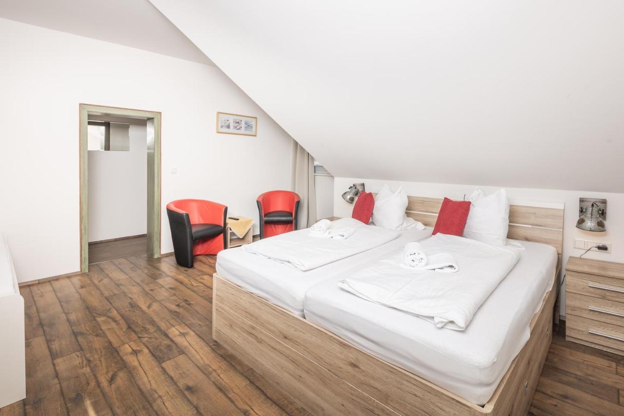 Mentenwirt Pension&Appartements Sankt Martin エクステリア 写真
