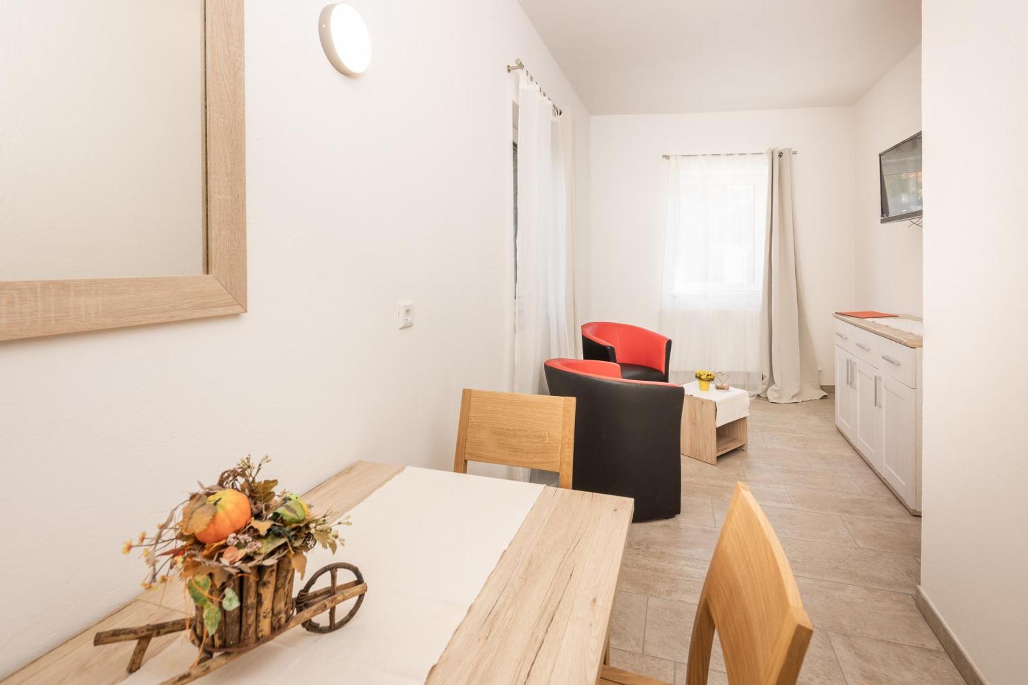 Mentenwirt Pension&Appartements Sankt Martin エクステリア 写真