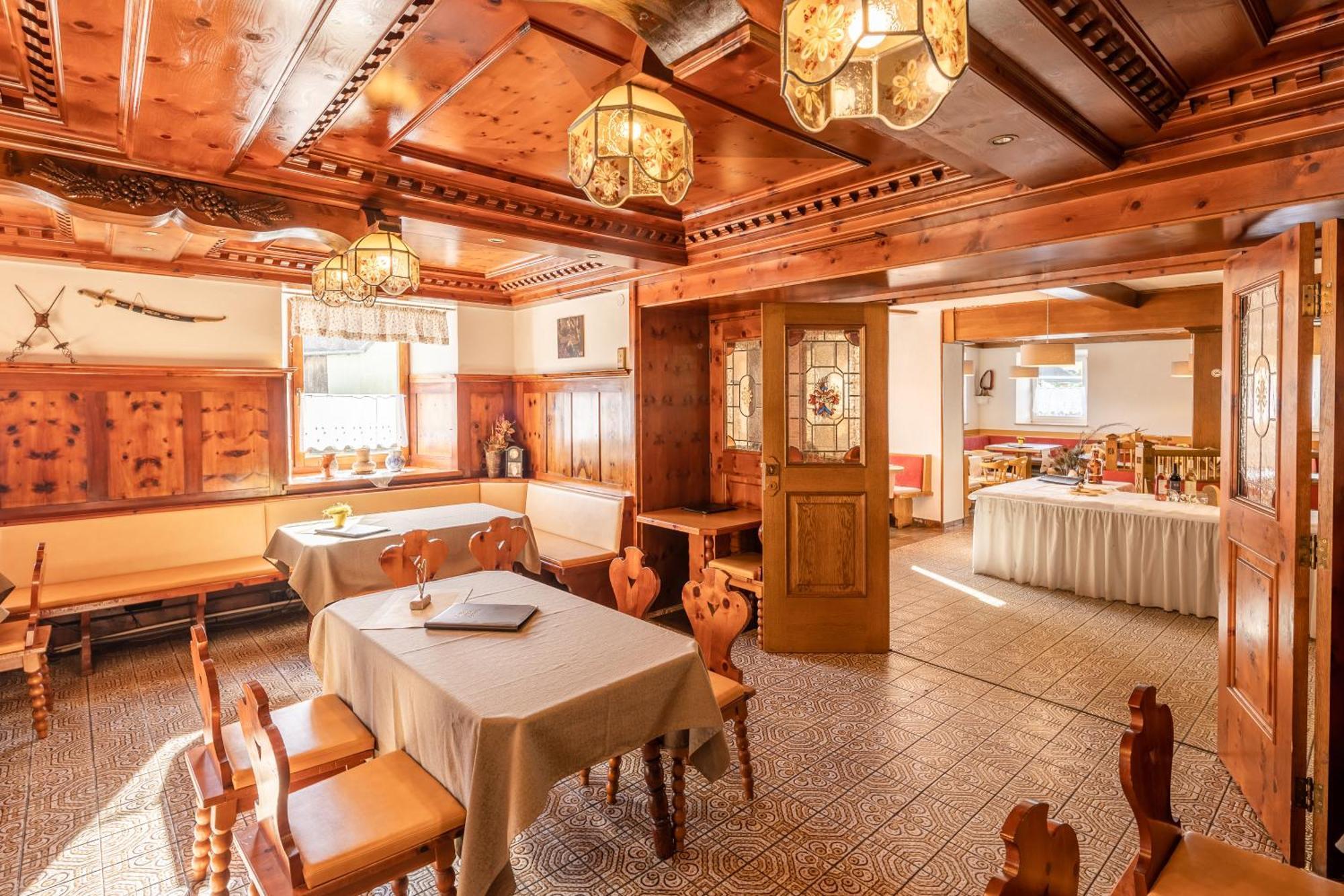 Mentenwirt Pension&Appartements Sankt Martin エクステリア 写真